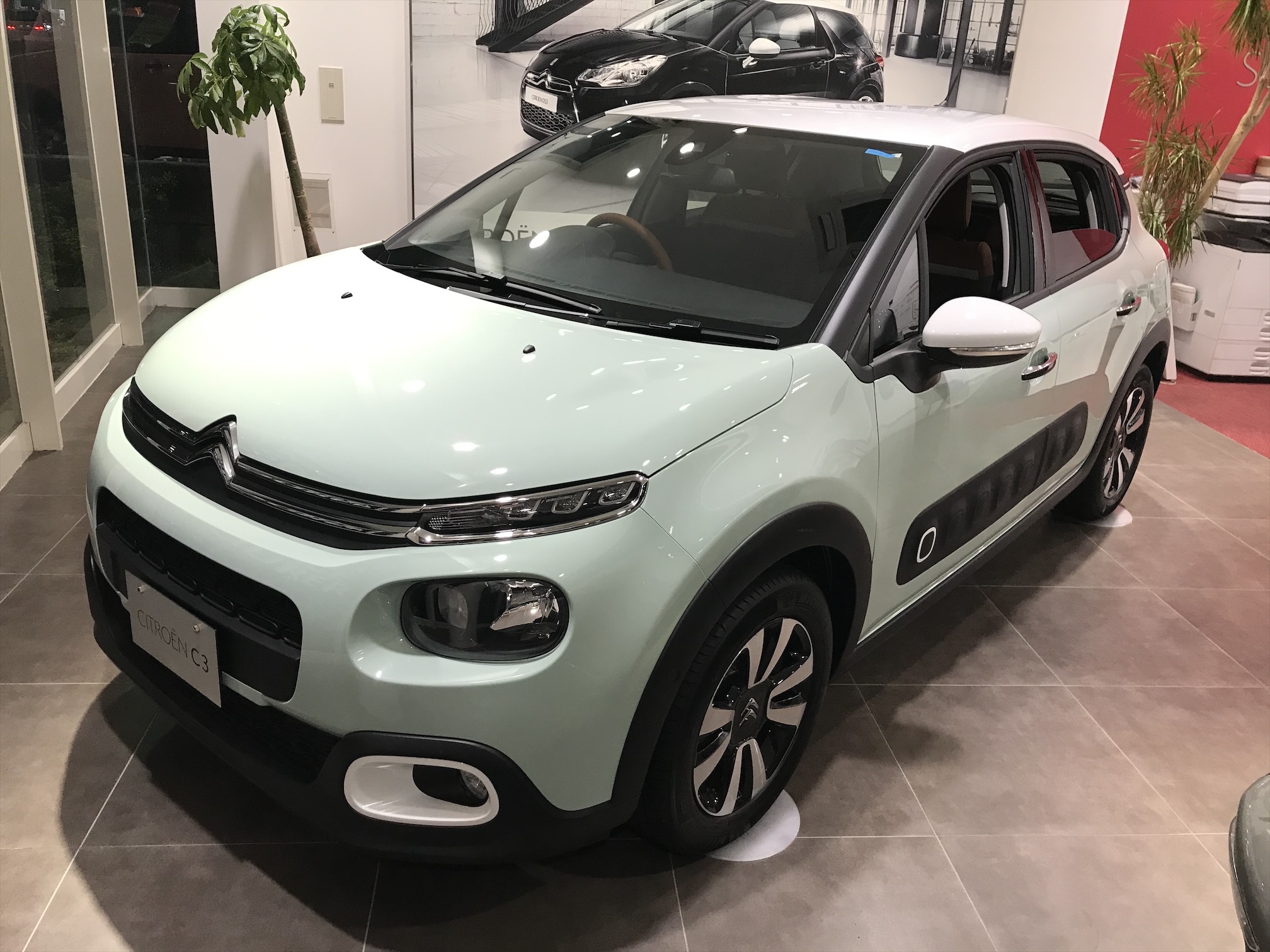 Ｃ３特別仕様車「CARAMEL」のお知らせです。